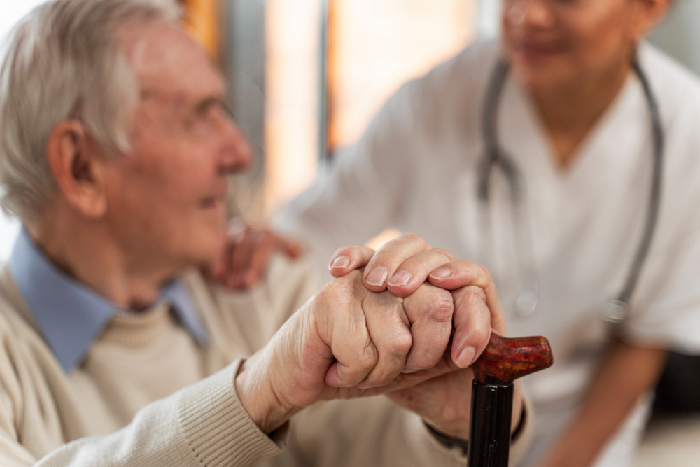 Alzheimer ve Demans Hastaları İçin Güvenli Yaşam Alanları
